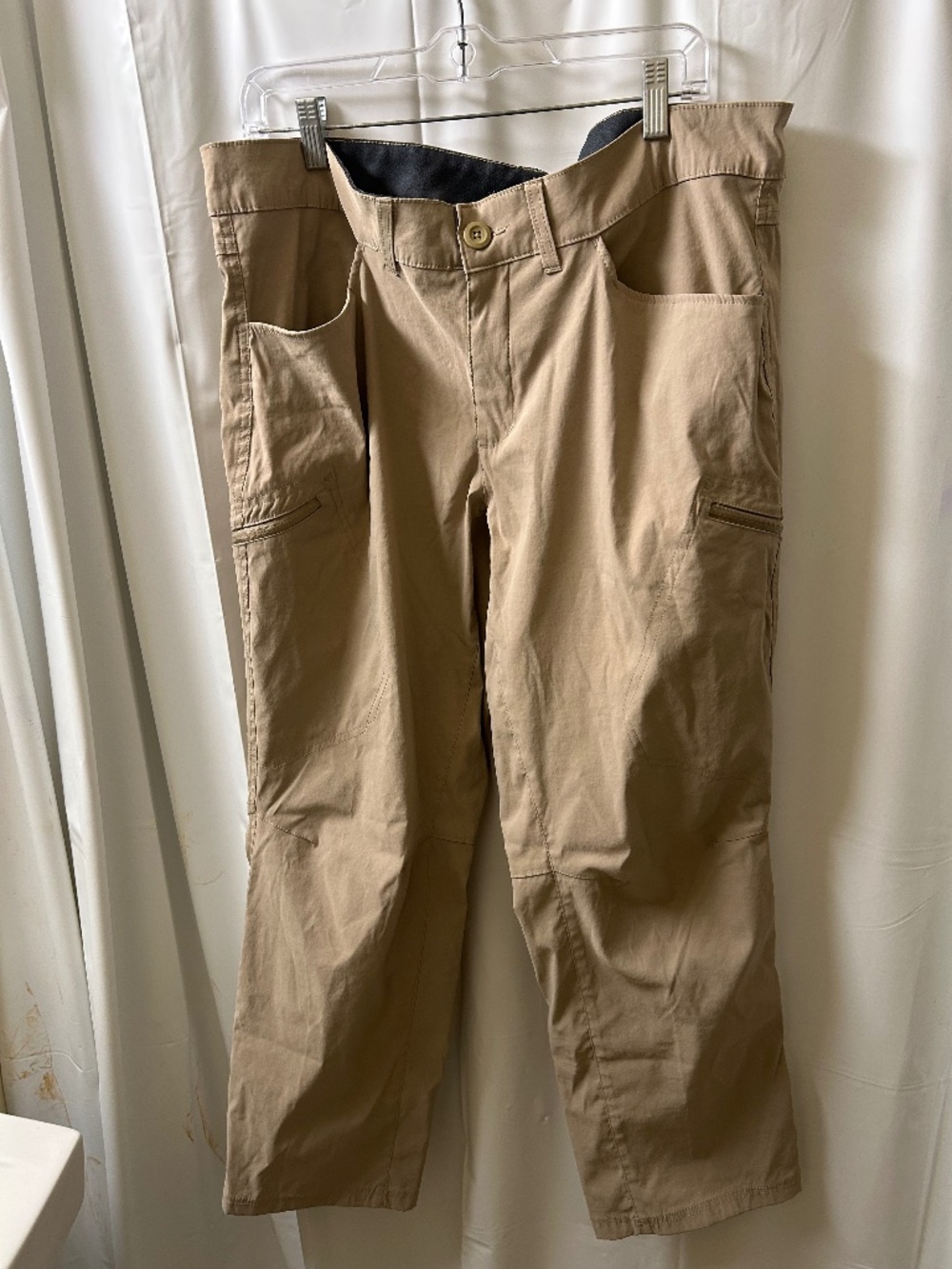 Eddie Bauer Khacki Pants